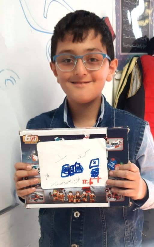 طراحی و ساخت بازی‌های فکری با وسایل ساده و بازیافتی توسط دانش آموزان خلاق کلاس پنجم خیام