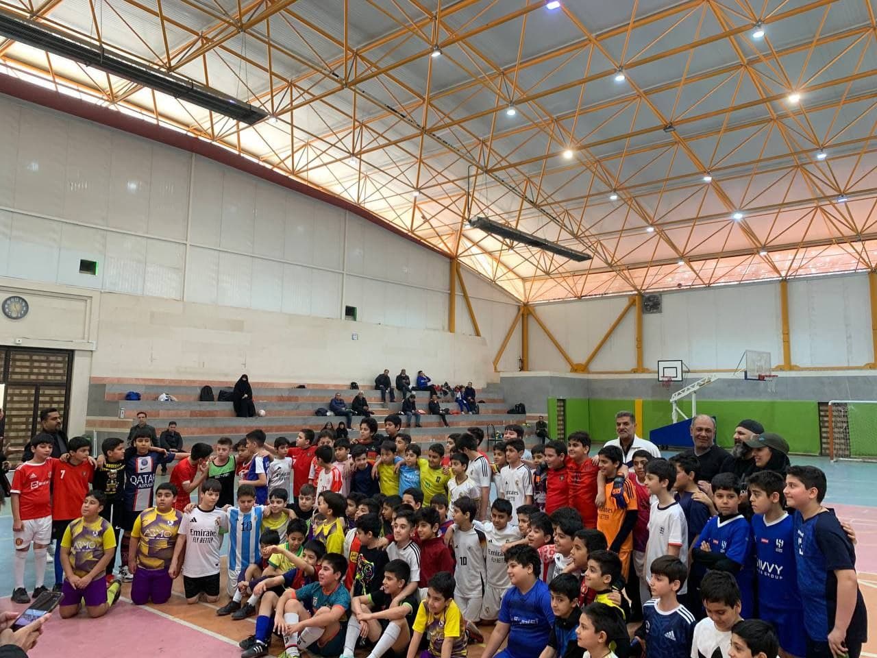 برگزاری مسابقات فوتبال دانش آموزان عزیز کاوش